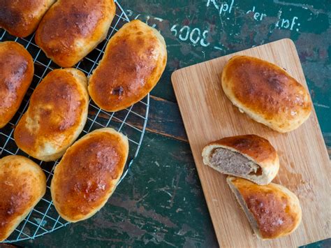 Brabantse Worstenbroodjes Maak Jij Eenvoudig Zelf Met Dit Recept Ketchup Sweet Potato Pancakes