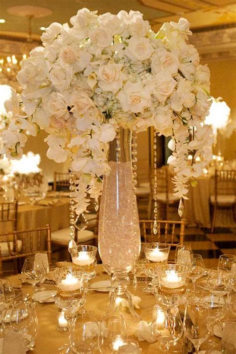 Trendy Wedding Centerpieces 20 Chic Ideas For Every Taste Tall Wedding Centerpieces Tall