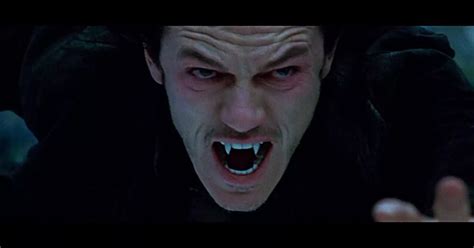 Movie Review Dracula Untold 15 92 Mins Daily Record