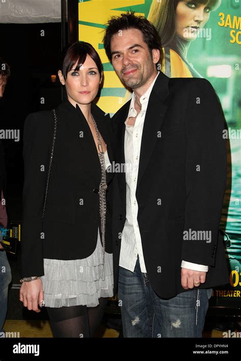 Mar 2 2009 Hollywood California Usa Actor Billy Burke And Wife