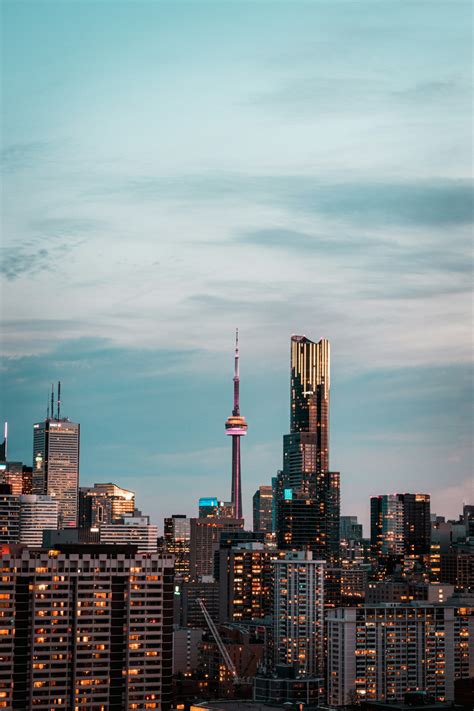 Canada City Pictures Download Free Images On Unsplash