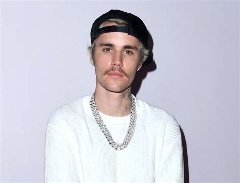 Pop Singer Justin Bieber Suffers From Partial Face Paralysis Mera Fm