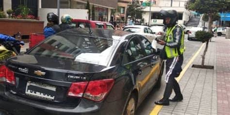 Si tu licencia de conducir tipo a está vigente, ahora puedes llevar la versión de #licenciadigitalcdmx ud83dudcf2 en tu celular a través de la app cdmx, con la misma validez que la plástica. Requisitos para la licencia de conducir en Ecuador
