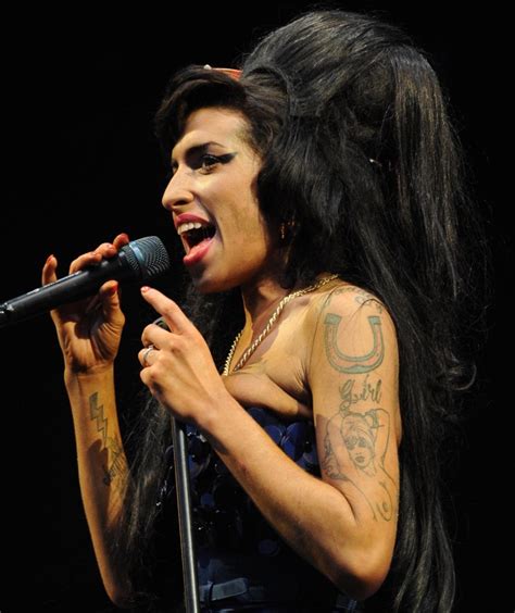 Amy Winehouse Picture 51 Glastonbury Festival 2008 Day Two