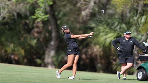 Usf Golfer Erika Smith Making Strides