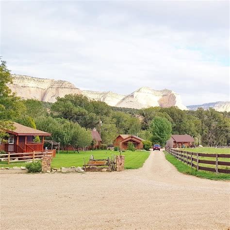 Arrowhead Country Inn And Cabins