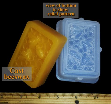 When cleaning a silicone mold, do not use harsh cleansers or scrubs. Honeybee-Honey-bee-Silicon-Soap-Candle-Baking-Mold | Baking molds, Honey bee, Soap