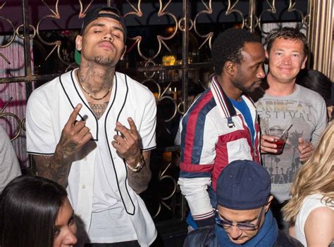 Chris brown — gimme that 03:06. Chris Brown and Sid Owen (aka Ricky from EastEnders) - 19 ...