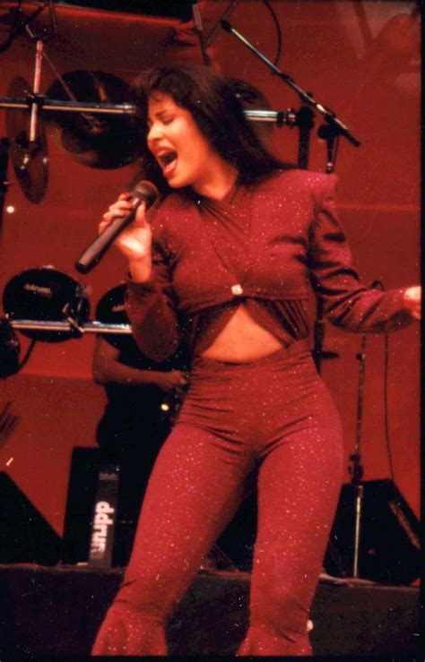 See more of selena quintanilla pérez on facebook. The Untold Truth About Selena Quintanilla: The Mexican ...