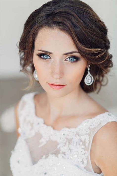 Bridal Makeup For Blue Eyes And Dark Hair
