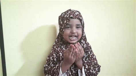 Small Muslim Girl Pehla Kalma Qquran Youtube