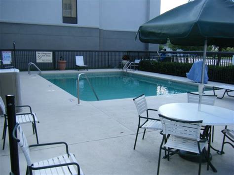 Next to some great restaurants for breakfast, lunch and dinner, plus a cool sky bar next door. Bed bug bites - Picture of Hampton Inn Winter Haven ...