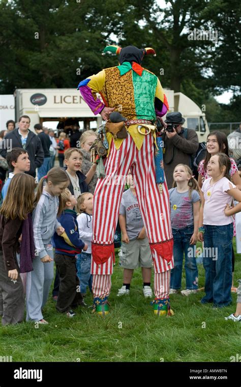 Clown Stilts High Resolution Stock Photography And Images Alamy