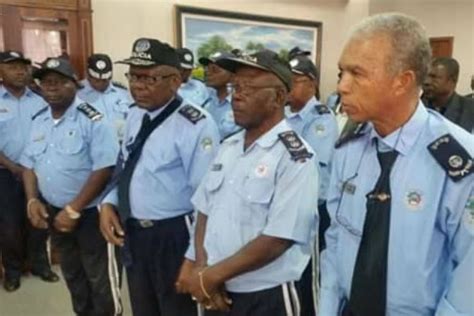 Polícia Nacional De Angola Prevê Reformar Cerca De 5000 Efetivos Até