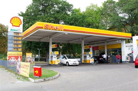 Malaysia typical shell petrol station | simpang pulai shell station malaysia. Shell Station - Gas Stations - Königsberger Str. 8 ...