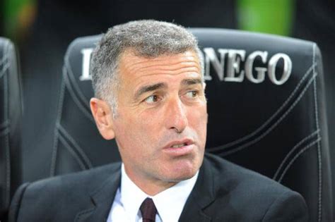 Mauro tassotti mauro tasstti born in rome 19 january 1960 is an italian manager and former footballer who played predominantly as a rightback he cu. Milan, Tassotti: "Gattuso speciale. E quella folle corsa a Manchester..."