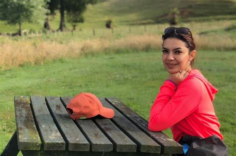 Tak Neko Neko Intip 5 Gaya Najwa Shihab Selama Liburan Di New Zealand