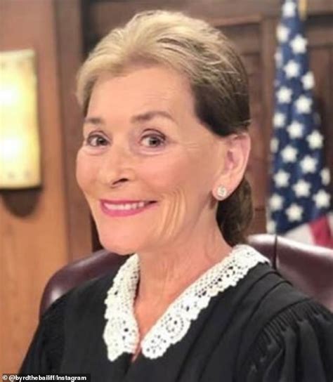 Judge Judy S Transformation For The First Time In 22 Years Glamour Fame
