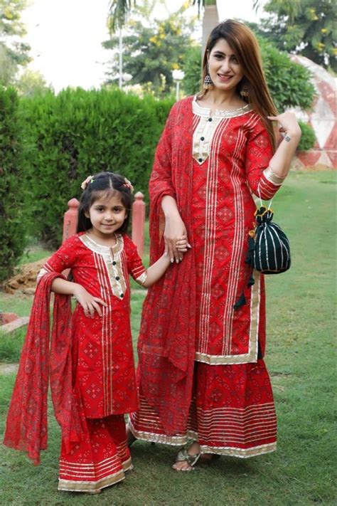 printed red alluring mother daughter salwar kameez combo catalogue 4 at rs 2150 in jaipur