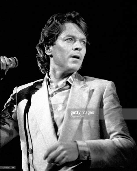 News Photo Robert Palmer Performs At The Warfield Theater In