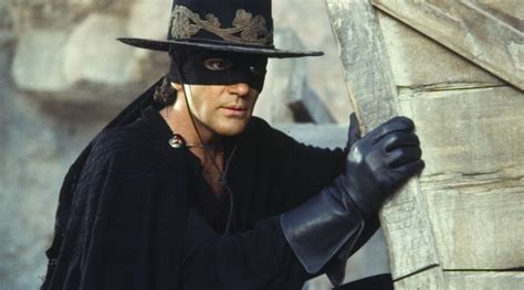 Ver más ideas sobre el zorro antonio banderas, zorro, la leyenda del zorro. Cómo hacer un disfraz de El Zorro - ¿Cómo lo puedo hacer?