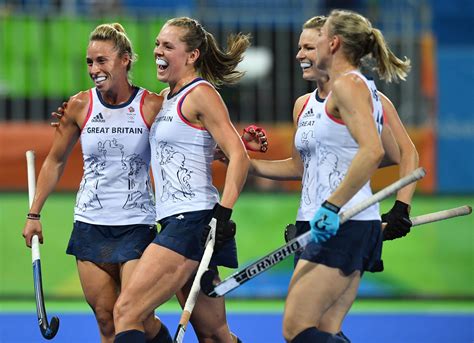 Rio 2016 Olympics Gb Womens Hockey Team Beat Spain In Quarter Finals