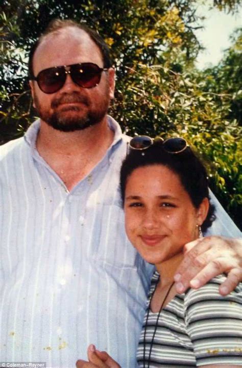 Thomas markle with daughter meghan. Meghan Markle cuddles up to her father Thomas in childhood ...