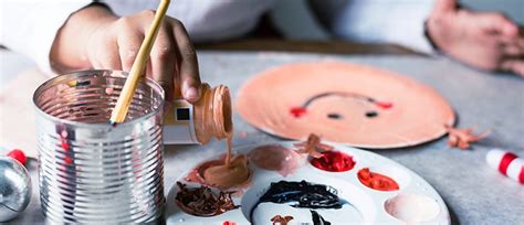 He specializes in treating patients with a combination of. How to become an Art Therapist - Salary, Qualifications ...