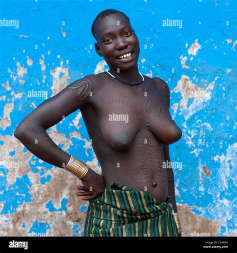 Naked Breasts Bodi Smiling Bodi Woman Portrait With Scarified Skin Hana Mursi Village Omo Valley