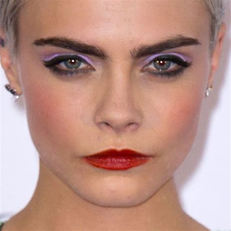 Cara Delevingnes Makeup Photos And Products Steal Her Style