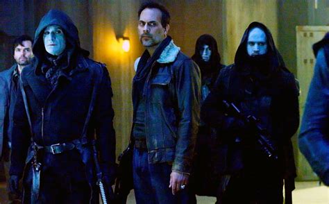 I totally agree with you. FINALE: 12 Monkeys - "Arms of Mine" - Sci-Fi BloggersSci-Fi Bloggers