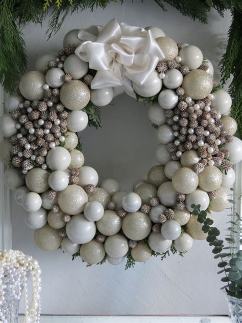 16 Diy Christmas Wreaths Liz Marie Blog