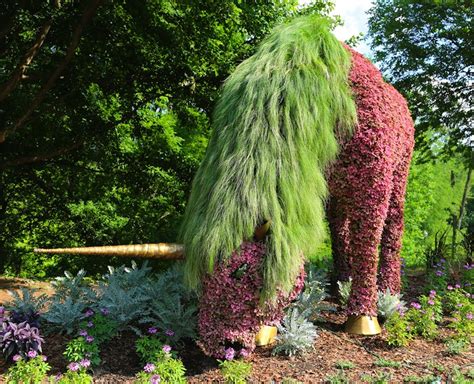 Incredible Giant Living Sculptures At Atlanta Botanical Gardens 011