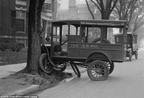 Classic car wrecks - Car News | CarsGuide