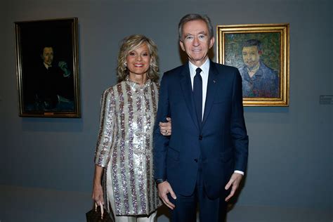 Bernard jean étienne arnault is a french business magnate, investor, and art collector. Qui est Hélène, l'épouse de Bernard Arnault depuis presque ...