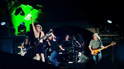 Ac/dc live en river plate , argentina 2009 ac/dc best rock band ever ! AC/DC: Live at River Plate — Alt-Torrent.com