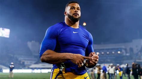 The rams are hopeful donald (ribs) will play in the divisional round of the playoffs, ian rapoport of nfl network reports. How Rams DT Aaron Donald became the NFL's most unstoppable ...