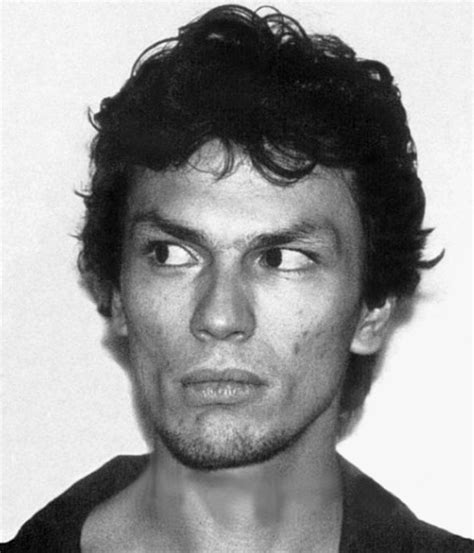 1984 was richard ramirez, played in the latter season by zach villa as a reliably murderous presence at camp redwood, imbued with supernatural powers that made him unkillable. Escape Rooms | Richard ramírez, Famous serial killers ...