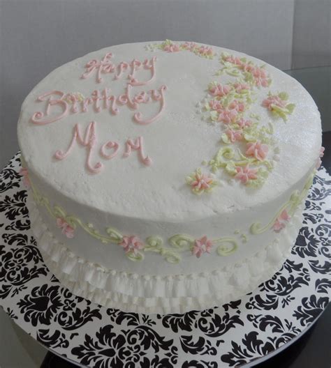 Celebrated on the second sunday in may, mother's day is the time to thank the moms in your life for all that they do. Simple Birthday Cake for Mom (With images) | Simple ...