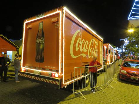 nc fotografias caravana do natal da coca cola que acontece todo ano no brasil inteiro