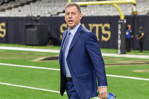 Report: Troy Aikman Expected to Sign 5-Year Contract with ESPN as MNF
