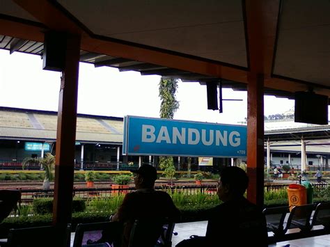 Stasiun Kereta Api Bandung Newstempo