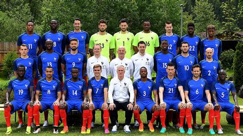 Anders als der rekordweltmeister verpasste die französische nationalmannschaft allerdings gleich fünfmal. Frankreich :: EM-Teilnehmer 2016 :: Europameisterschaften ...