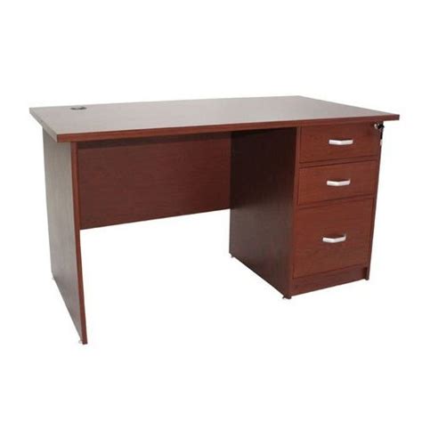 Wooden Rectangular Modular Office Executive Table For Home No Of