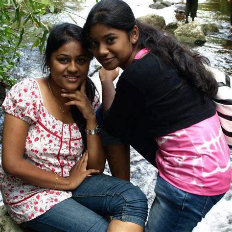 কম বয়েসের ছেলেদের সাথে সেক্স Bangla Choti Teen Sex Story Indian Hot Chati