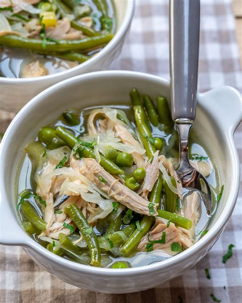 I made this while visiting family a few weeks ago. Eat this Cabbage Detox Chicken Soup to Reduce Bloat and ...