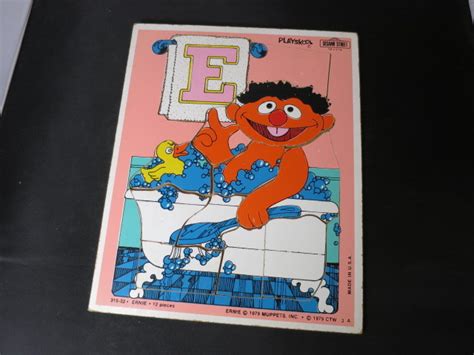 Ernie In Bath With Rubber Duckie Playskool Sesame Street Puzzle