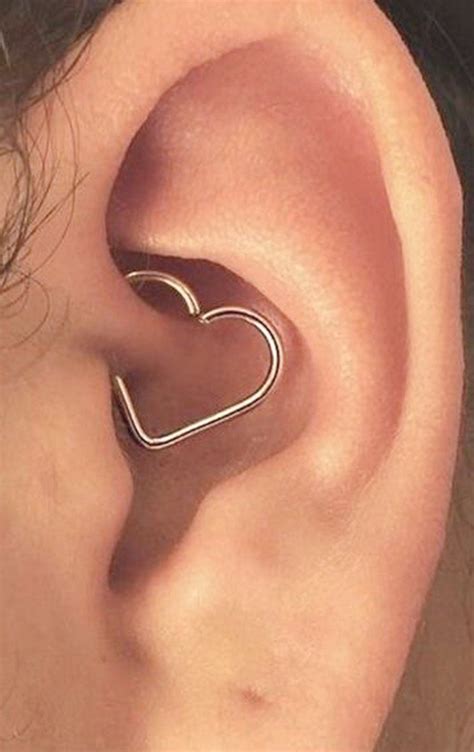 Daith Piercing Piercing Tattoo Piercing Face Pretty Ear Piercings Piercing Jewelry Tattoos