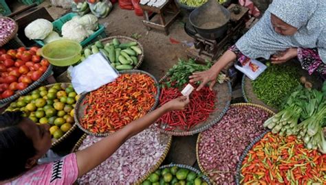 Pasca Lebaran Pasar Tradisional Mulai Ramai Diserbu Pembeli Bisnis