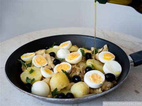 Bacalhau á Gomes De Sá Porto Style Salt Cod With Potato